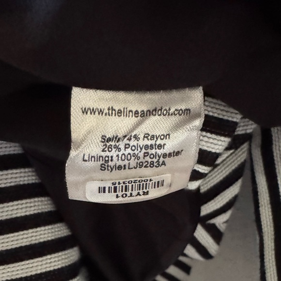 LINE & DOT BLACK & WHITE STRIPED JACKET - Picture 9 of 11